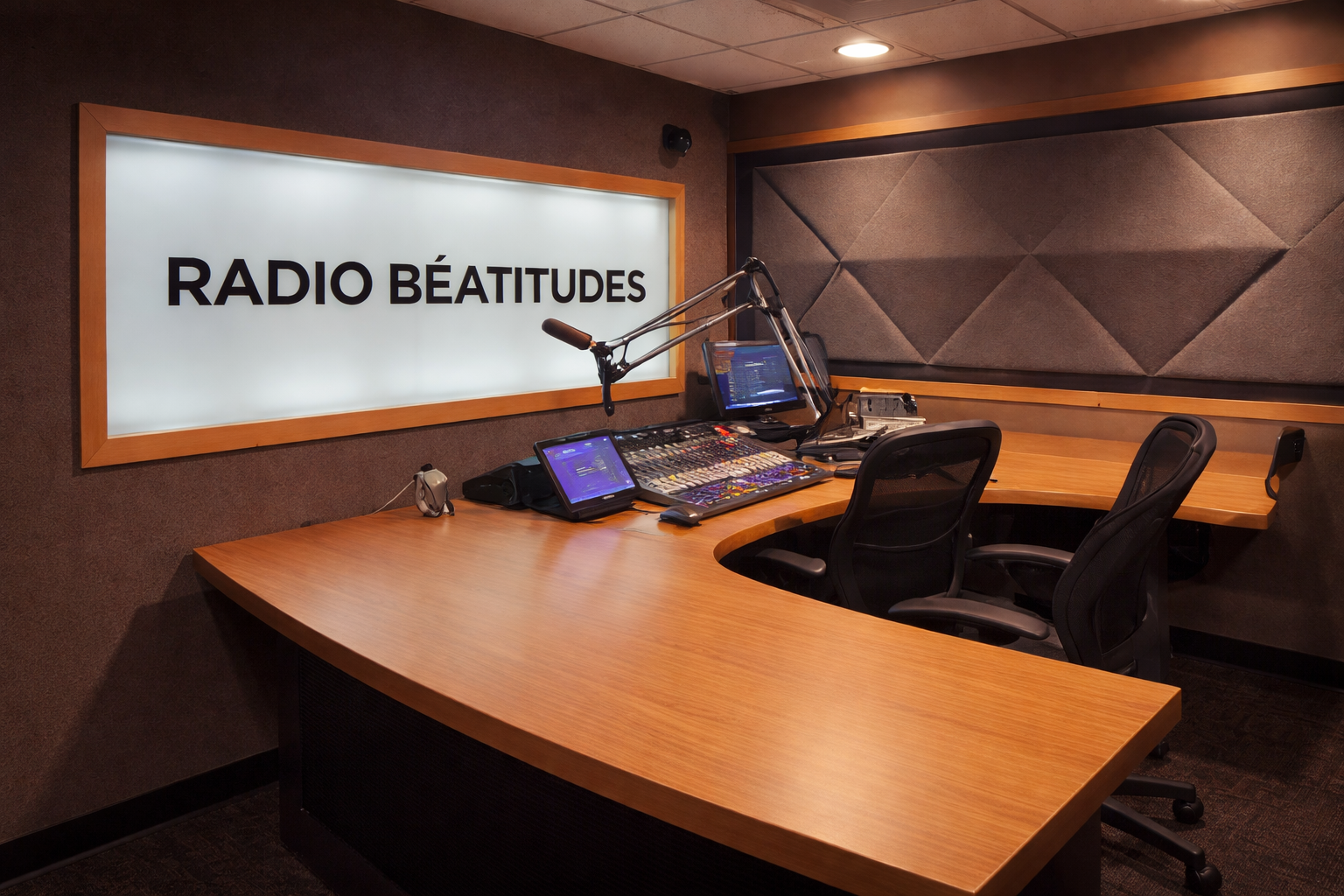 ChatGPT-Image-10-avr.-2026-07-h-19-min-20-s Radio